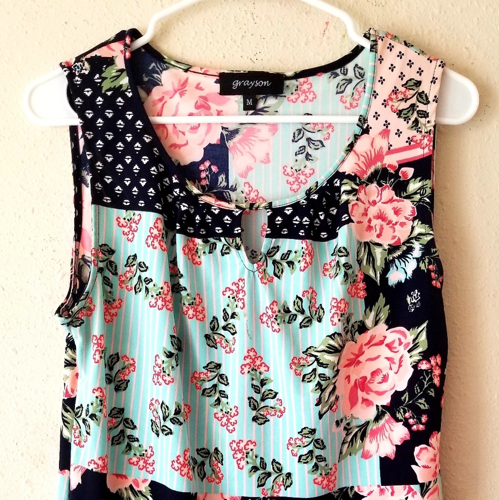 Womens sleeveless blouse